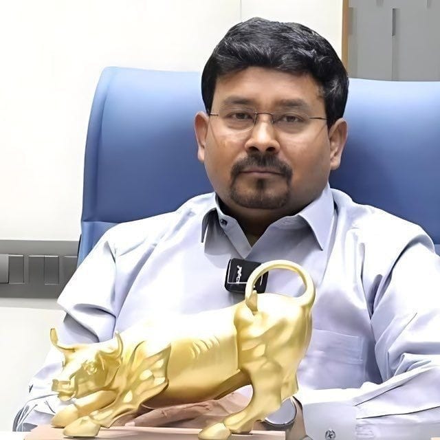 Dr. Vikash Ladha